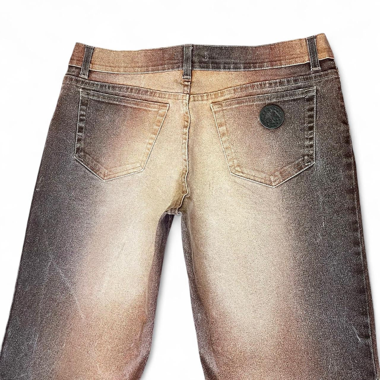 Ombré sand texture jeans